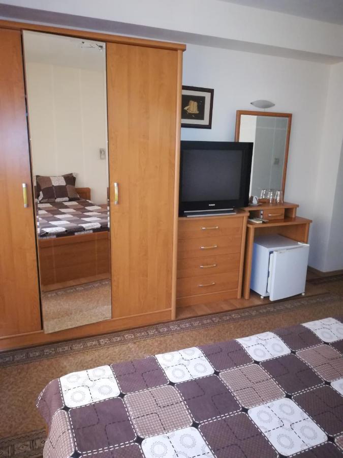 Guest House Georgieva Равда Экстерьер фото