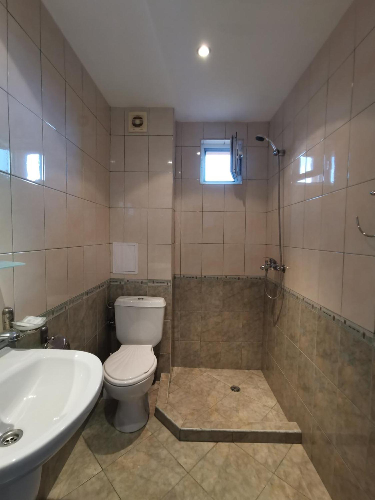 Guest House Georgieva Равда Экстерьер фото