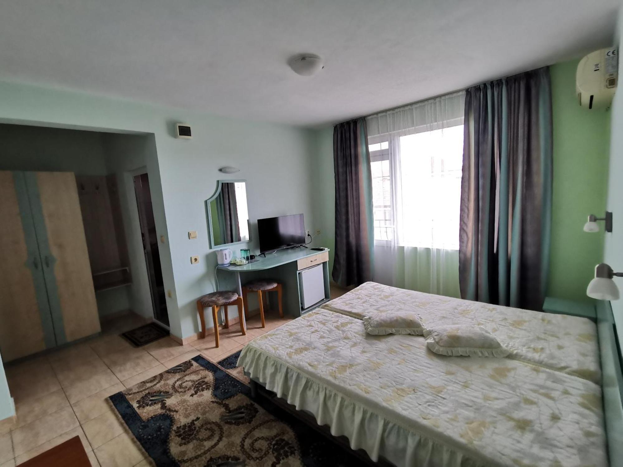 Guest House Georgieva Равда Экстерьер фото