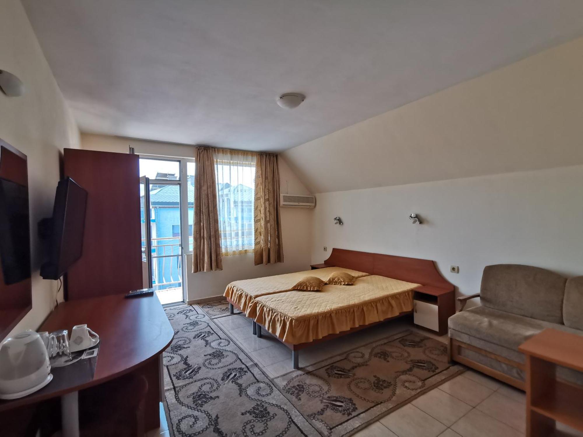 Guest House Georgieva Равда Экстерьер фото